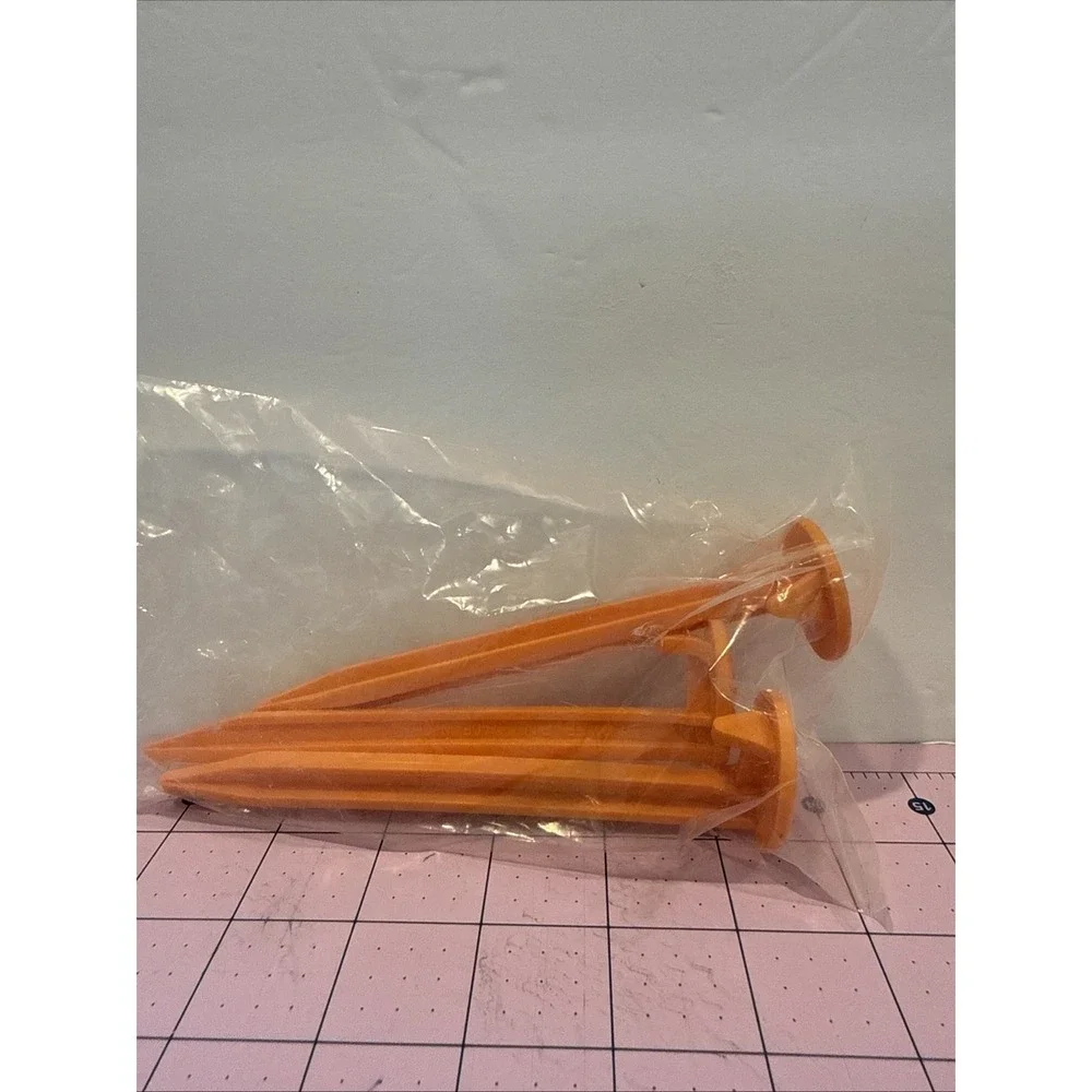 Plastic 6